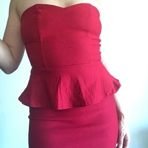 🔥 Body Central Peplum Bodycon Dress 🔥